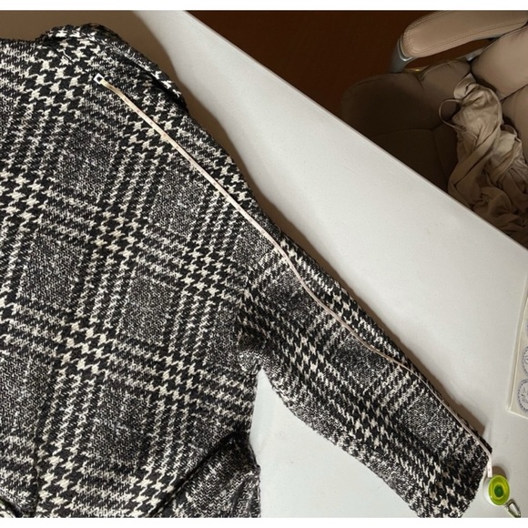 Zara Oversized Houndstooth Coat - Picture 15 of 16